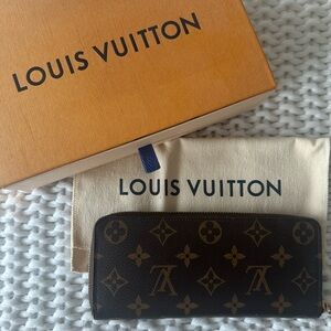 Authentic Louis Vuitton Clémence Wallet